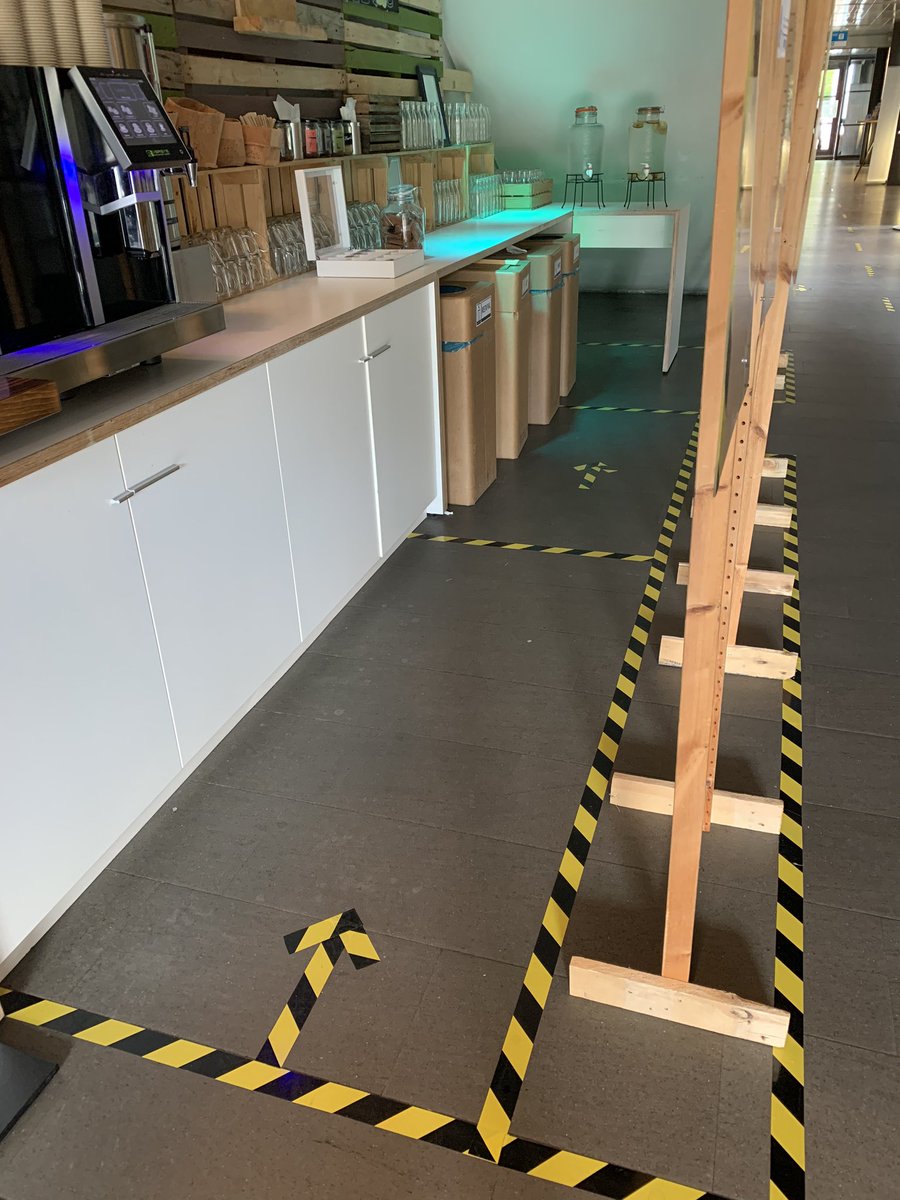 slangerak's tweet photo. De eerste 2daagse op locatie fysiek met een ontwikkelteam weer. Heerlijk! Met looproutes. https://t.co/UFqfDHJWwm