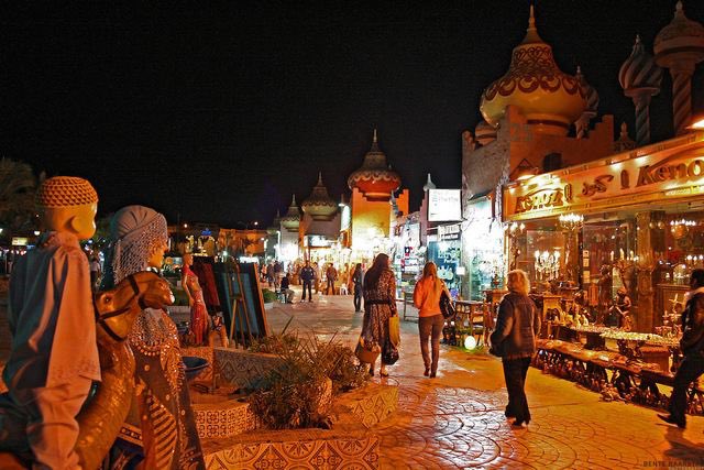 منتزه الف ليلة وليلة شرم الشيخ
من اهم معالم السياحة في شرم الشيخ،ومن أشهر المنتزهات في مصر،ويتميز بأ...