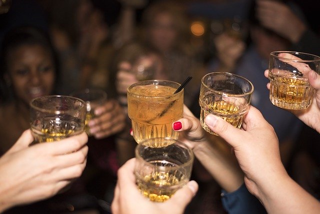 BMC Series (@bmc_series) on Twitter photo Research just published in #BMCPublicHealth finds that peer pressure to drink more #alcohol is felt by all ages. Author <a href="/sdombrowski/">Stephan Dombrowski</a> presents five key lessons from the study in this blog ow.ly/YMoj50Arr78 Research just published in #BMCPublicHealth finds that peer pressure to drink more #alcohol is felt by all ages. Author <a href="/sdombrowski/">Stephan Dombrowski</a> presents five key lessons from the study in this blog ow.ly/YMoj50Arr78