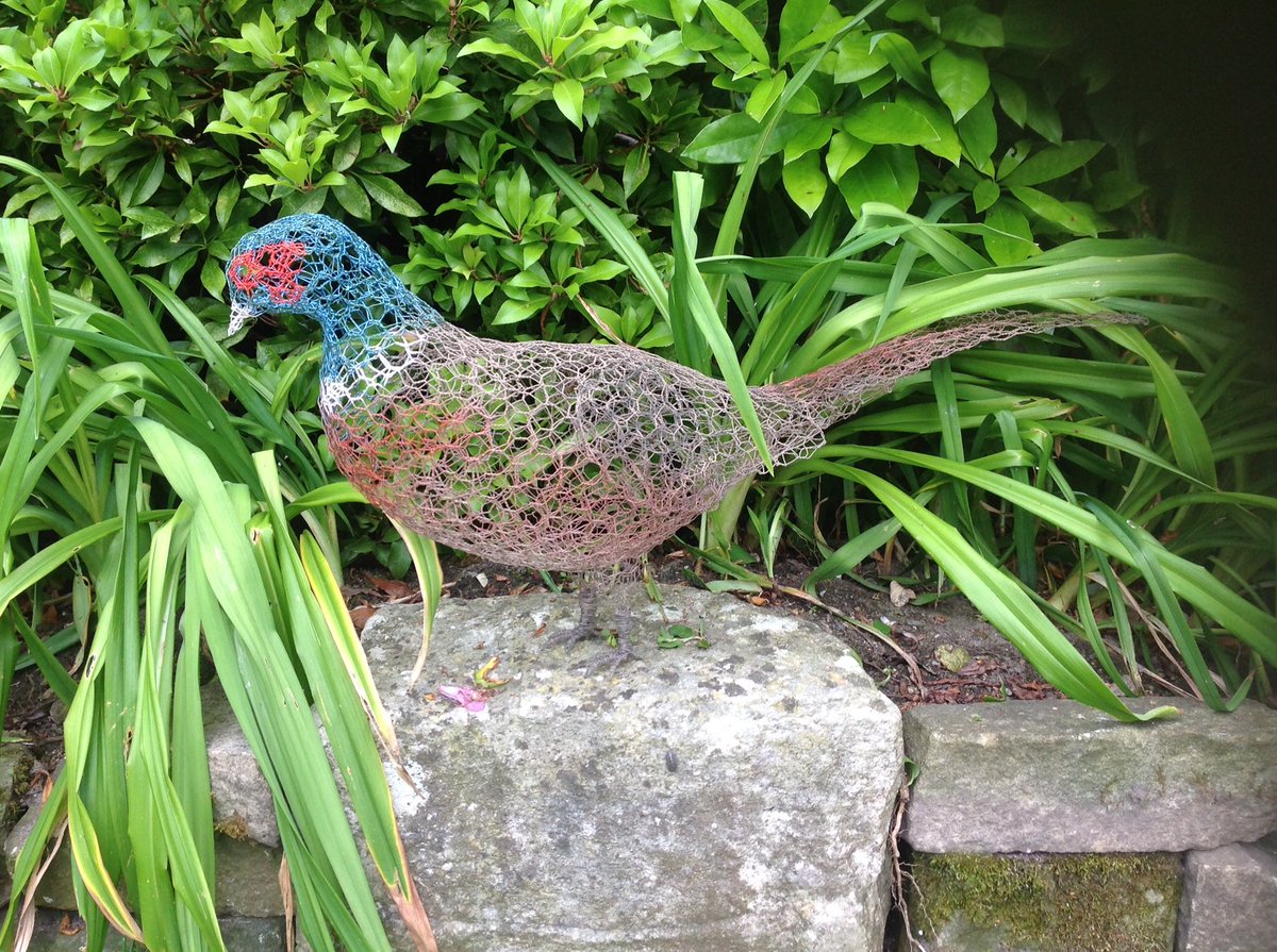 NicoletteDawn1's tweet photo. I’ll be starting on a commission today, one of these fellas ! #earlybiz https://t.co/D9UzxsI8cz