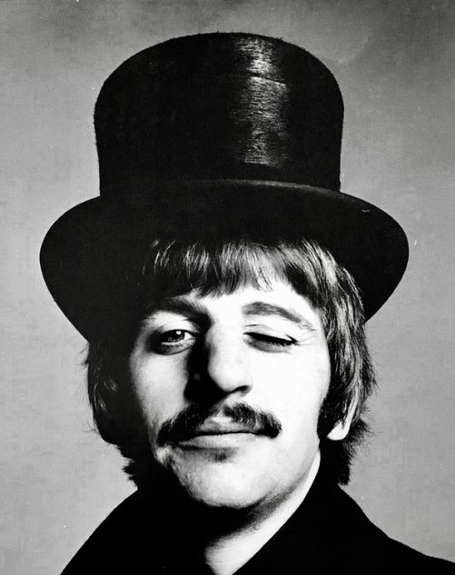 Eyeneer's tweet photo. Happy 80th birthday Ringo Starr! #RingoStarr https://t.co/UuqI2wCwgg
