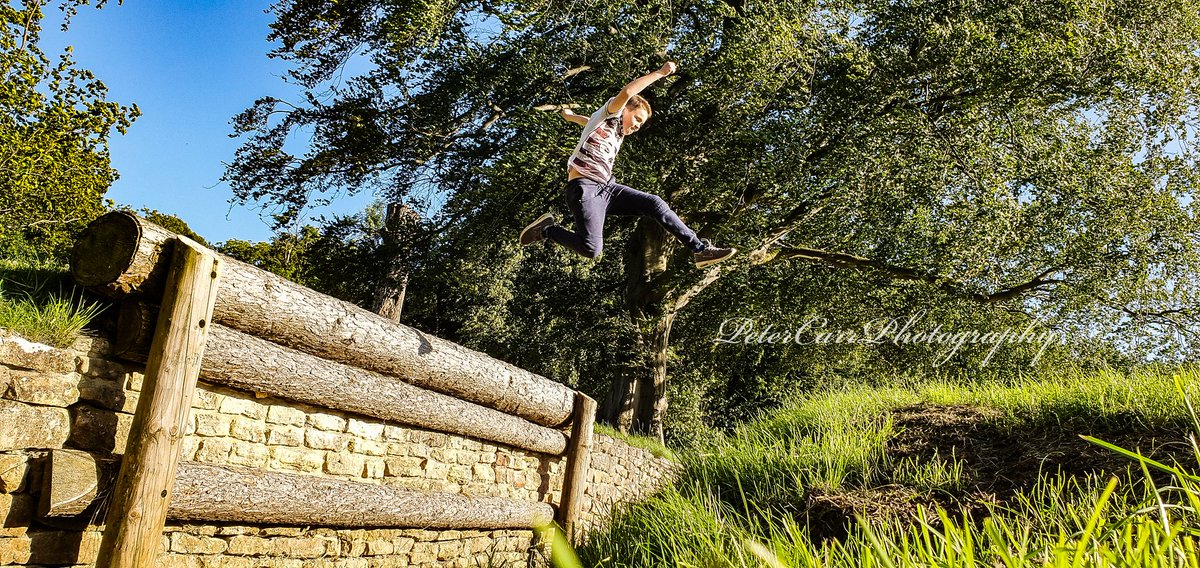 petercarrphoto's tweet image. Well if the horses can do it...... 

🐴🐴🐴

#equestrian #equestrianlife #ebht #horses #britisheventing #eventing #eventingnation #petercarrphoto #petercarrphotogrqphy #equitrekroundhouse #equitrek