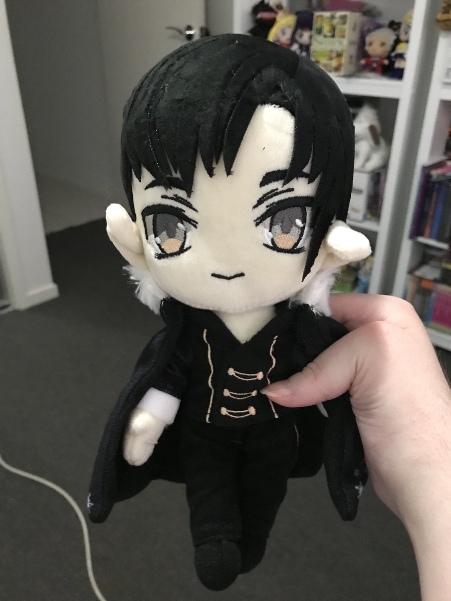 BooksofGlass's tweet photo. @Jkagawa look who’s arrived! Prince Ash is in the house! I love him so so much, and I’m so freaking excited for the new Iron Fey series!! https://t.co/iyqATG52eE