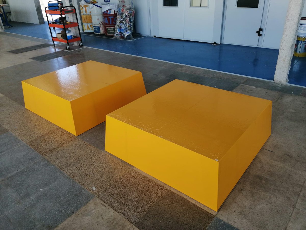 PoraxaMallorca's tweet photo. Para realizar un forjado reticular a medida, nada como unos #casetones plásticos de #poliestirenoexpandido fabricados con todas las garantías de PORAXA 😉 @anape_eps https://t.co/6qOWPLBZuN