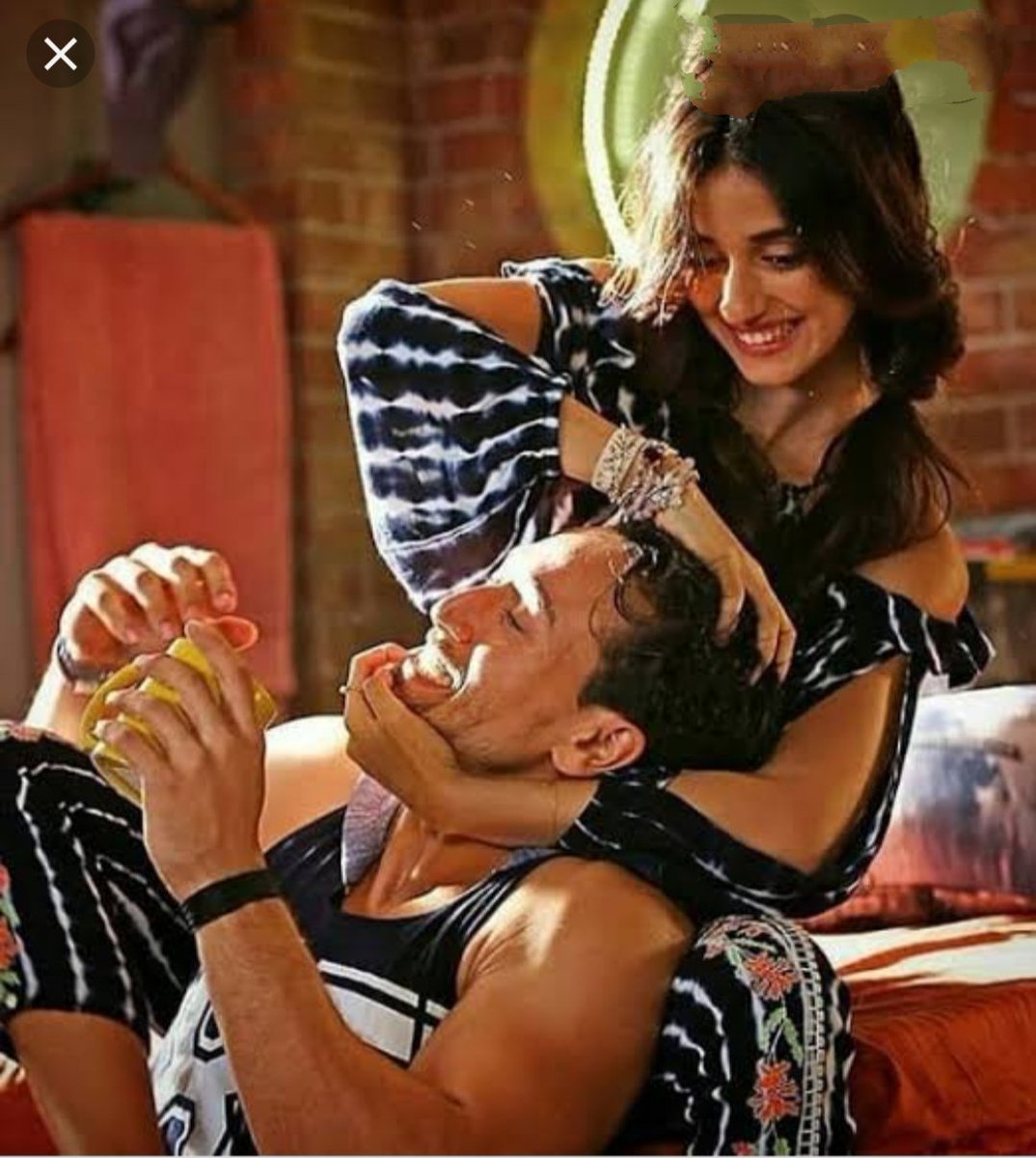 TigerSh43557582's tweet photo. They both are looking so cute in this picture. Perfect pair.☺☺☺
 #TigerShroff #DishaPatani #Tigsha https://t.co/4xO6v31ABu