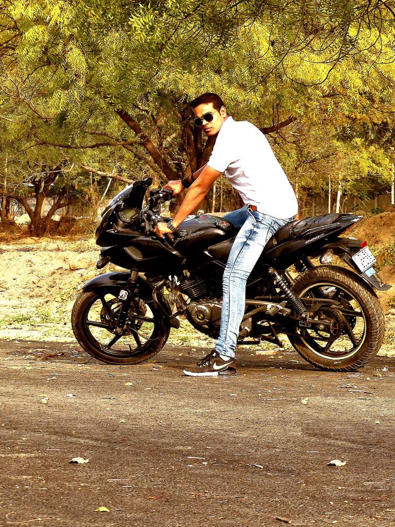 Deepakk113's tweet photo. #biketriplover https://t.co/A4fKBNycx4
