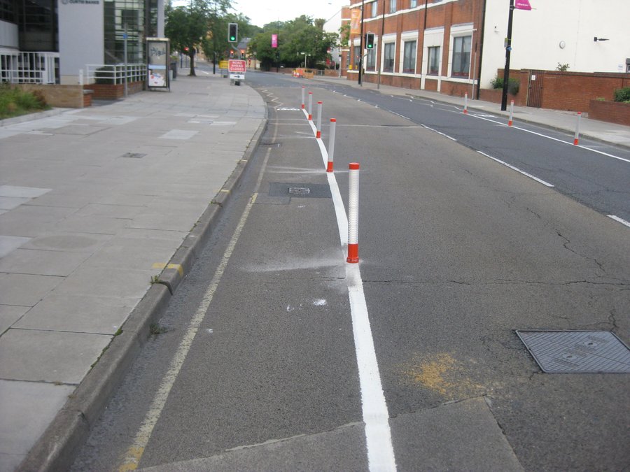 We're making it safer and easier for you to walk and cycle. Check out the latest pop-up cycle lanes on Princes St, Ipswich. @SuffolkSpokes #Cycling #Walking #StickWithItSuffolk #Covid19Suffolk