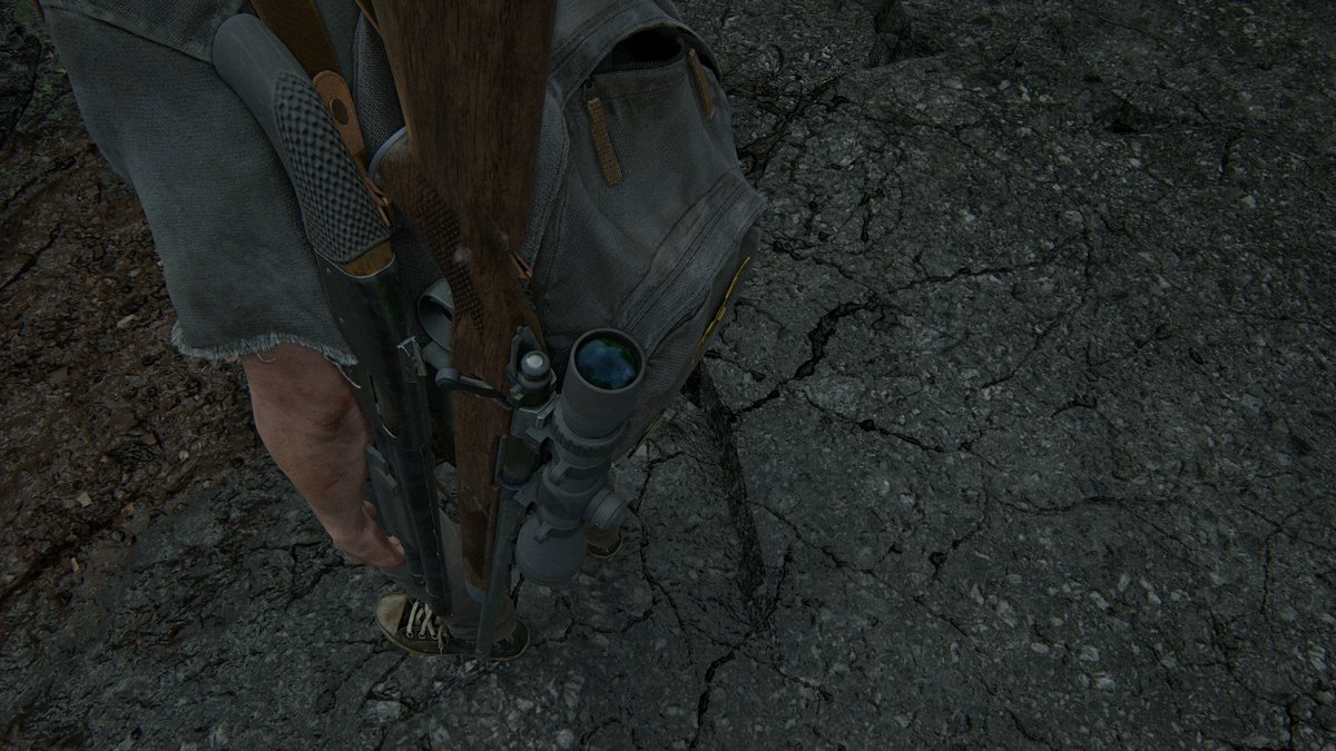 #TheLastofUsPartll 
Another fun little thing I'm fairly happy with is getting the optical behavior right for the 3rd person sniper scope. Simulated thin film interference, and did some pretty simple tricks to get looking down the scope right.