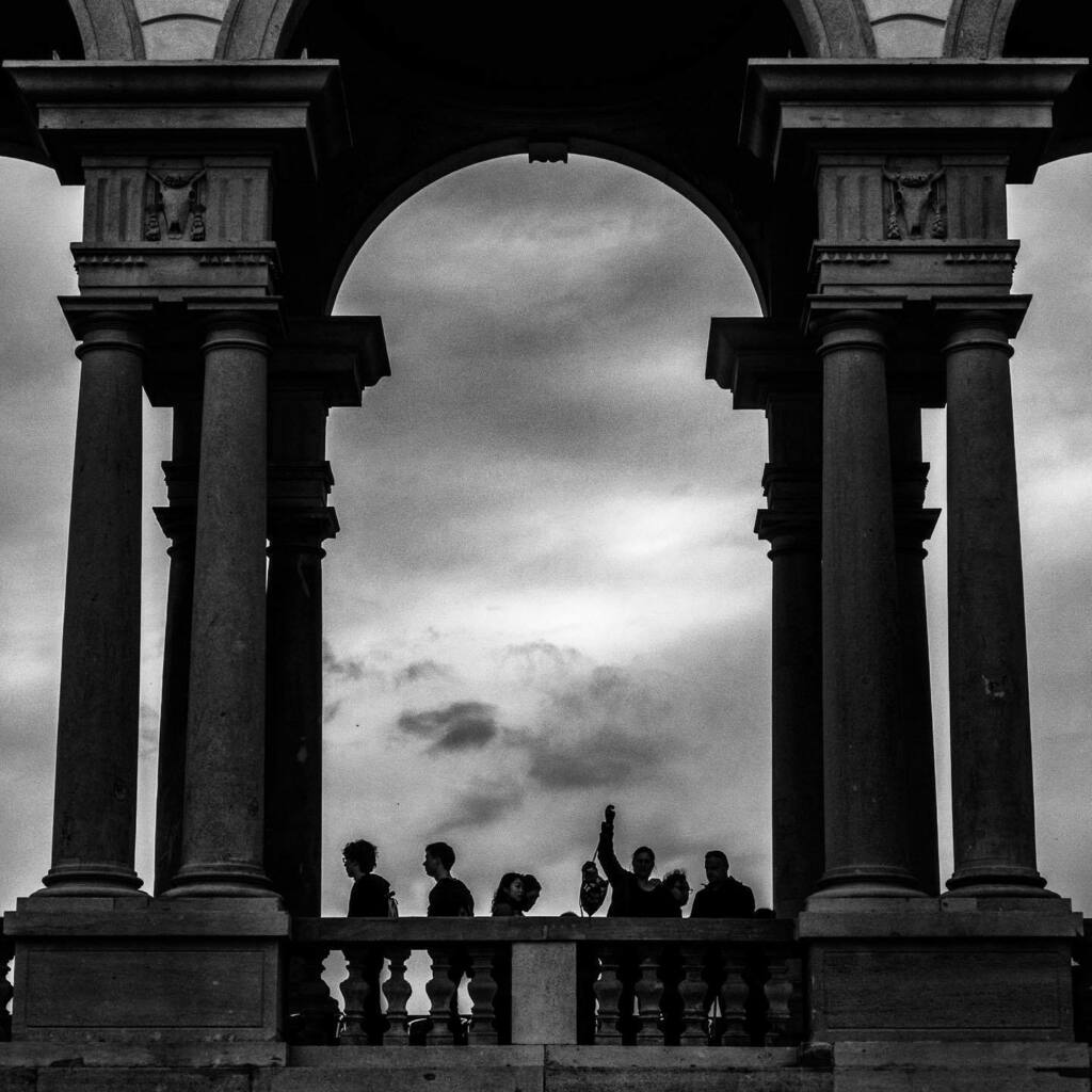 RadioAndrewE's tweet photo. The Gloriette: part monument, part deluxe breakfast room in the gardens of Schönbrunn Palace, Vienna (25/9/19)
.
.
.
#schönbrunn #wien #vienna #österreich #austria #blackandwhite #bandw #monochrome #monochromephotography #lightandshadow #contrast #cloudp… https://t.co/aOvlvqd2Rl https://t.co/os4FhL3iMM