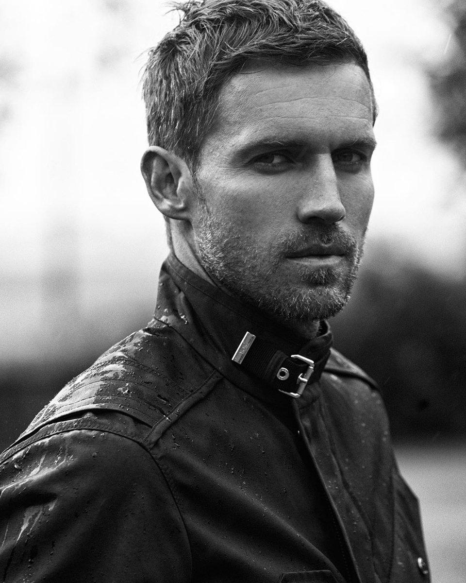 chxatingpilot's tweet image. ❒  ┈ ᴛʜᴇ ᴄʜᴇᴀᴛɪɴɢ ᴄᴀᴘᴛᴀɪɴ 

        ❒ ᴘɪʟᴏᴛ 
        ❒ ʜᴜsʙᴀɴᴅ
        ❒ ᴄʟᴏsᴇᴛᴇᴅ ɢᴀʏ
         
    ┈  Rol adaptable 
    ┈  Abierto a tramas 

           ♡ + ↺ = ᴅᴍ
  #FreeRol #SexRol