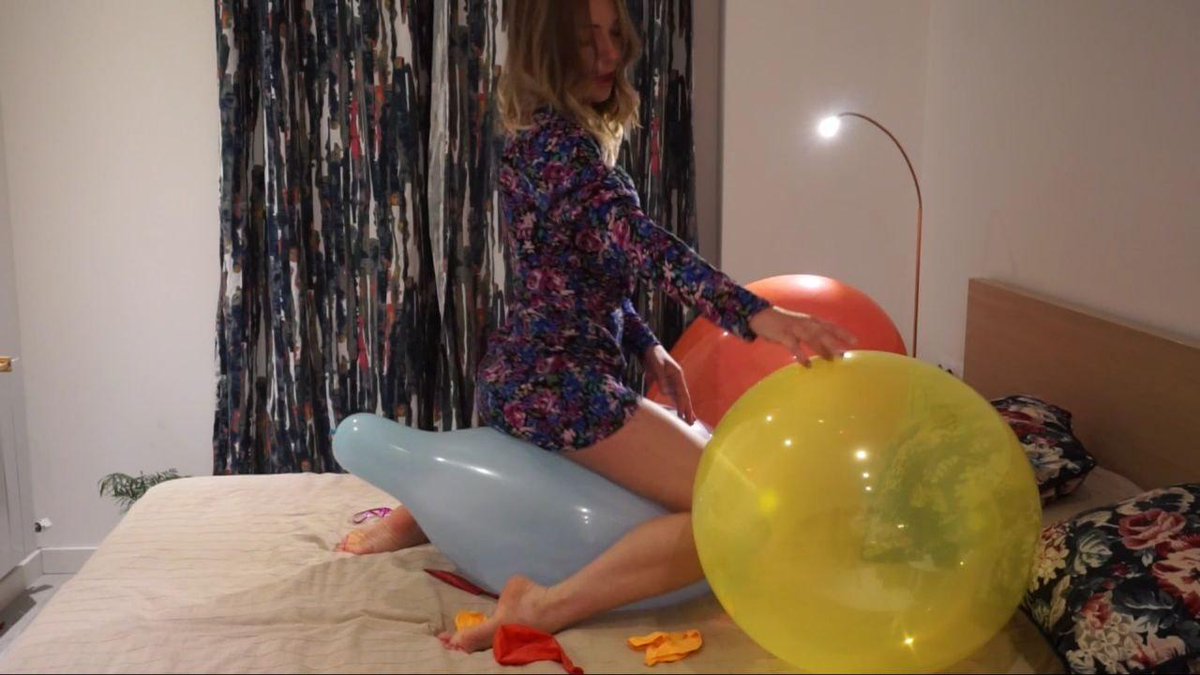 AlissaBalloons's tweet photo. #inflatables #looner #loonergirl #balloons #balloonfetish #loonerfetish #girlswhitballoons #alissainflatables #telegramgroup
https://t.co/yEZ2drlBxr https://t.co/ZSZ6jEW489
