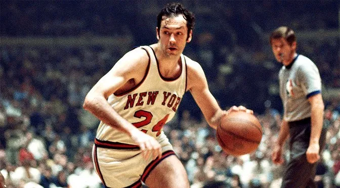 Bill Bradley: 1972-73.16.1pts, 3.7rbd, 4.5ast. 45.9 FG%, 87.1 FT%.NBA Champion.