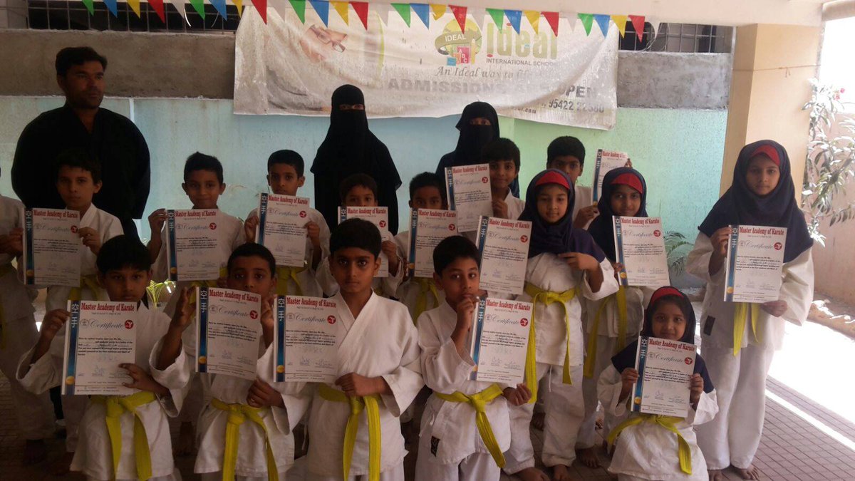 Idealschoolhyd's tweet photo. Our #Champions!
Want your child to be a champion? Join #Ideal #InternationalSchool today. Contact: 8125444111
#betschool #talent #admissions #bestschoolintolichowki #idealschool #karate #sports #fitschool #education #bestteachers #fitkids #schoolislove #elearning #onlineclasses https://t.co/CKyud8alSm