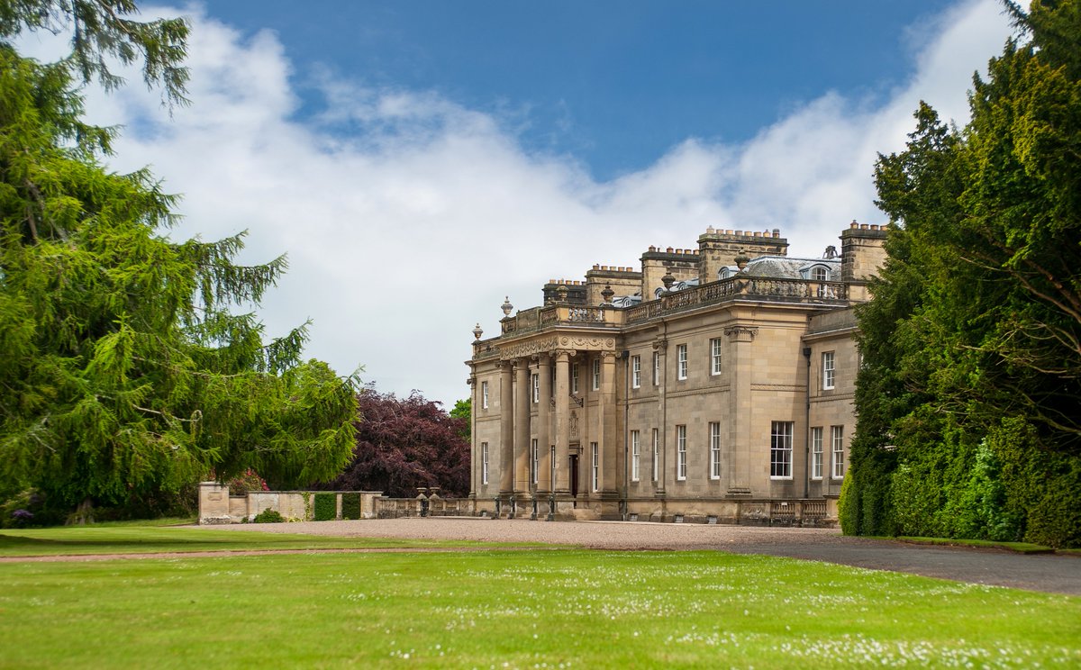 TraceyBloxham's tweet photo. Photographed recently for Manderston, one of Scotland's foremost stately homes and always a spectacular place for photography.
@ScottishField @BordersInfo @BorderCountry_  @HereScotland @manderston_ @welovehistory https://t.co/M9aelpIh2n