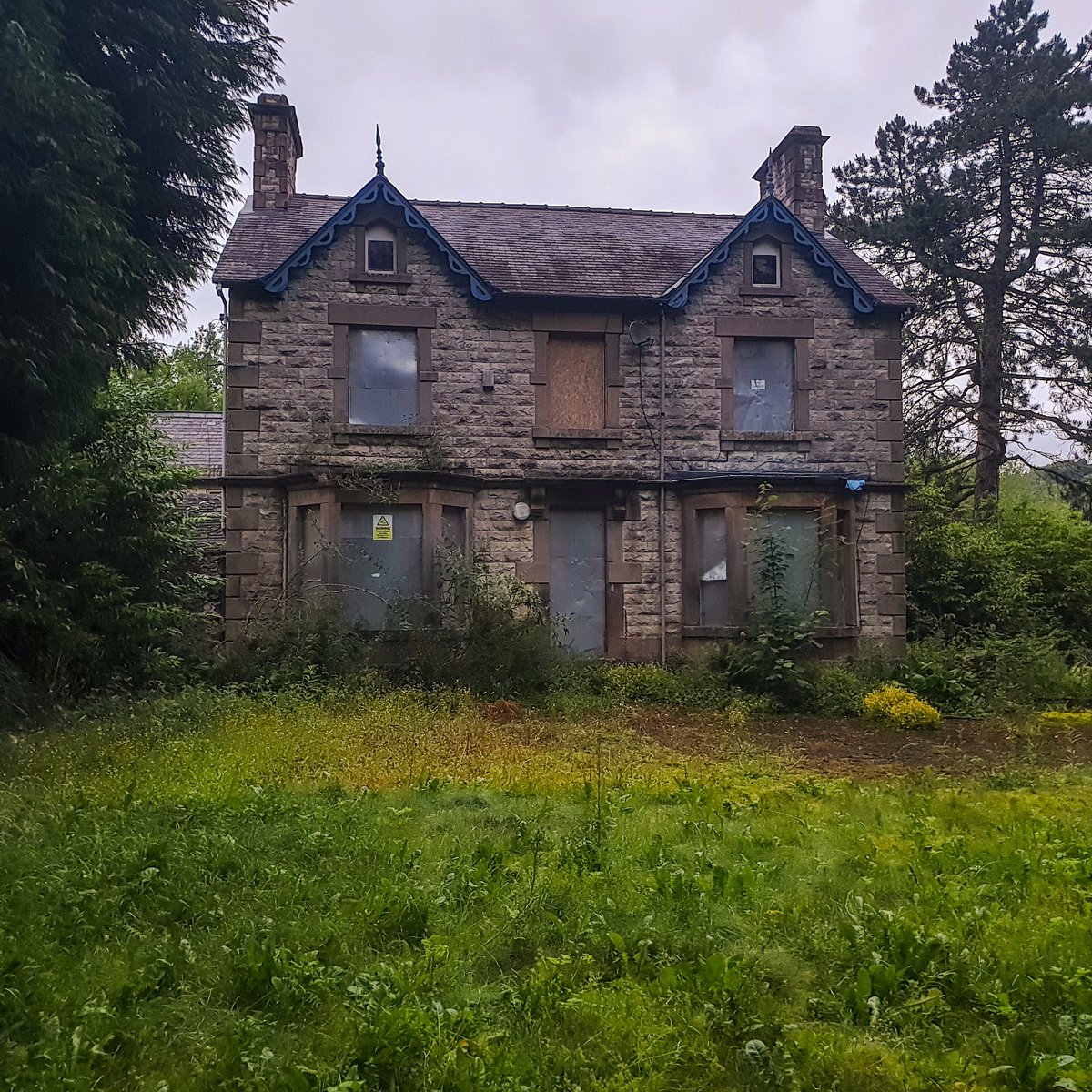 WhaleNinja's tweet photo. Derelict House, Derbyshire

#abandoned #abandoneduk #abandonedhouse #derelict #derelictbuilding #derelicthouse #derbyshire 

https://t.co/pnUaCOEUmS https://t.co/odwktPXQPG