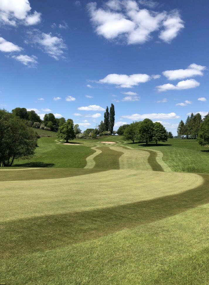 With the travel restrictions now eased in Wales  <a href="/TheRollsGC/">The Rolls Golf Club</a> are looking forward to seeing all visitors return, the course is looking stunning #golf #Wales #golfinsouthwales #monmouth