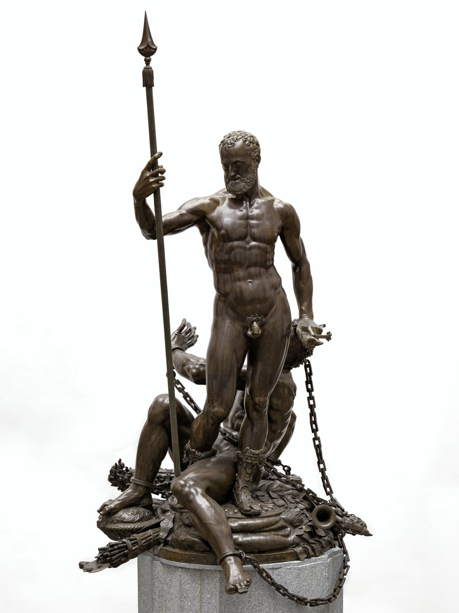 museodelprado's tweet photo. #PradoEducación Cada martes de julio y agosto en Reencuentros abordaremos a fondo las obras que estructuran nuestro recorrido expositivo. Empezamos por el bronce de la sala 1: “Carlos V y el Furor”
https://t.co/58W2Rg6oKc
#PradoContigo https://t.co/WmNbALmJvP