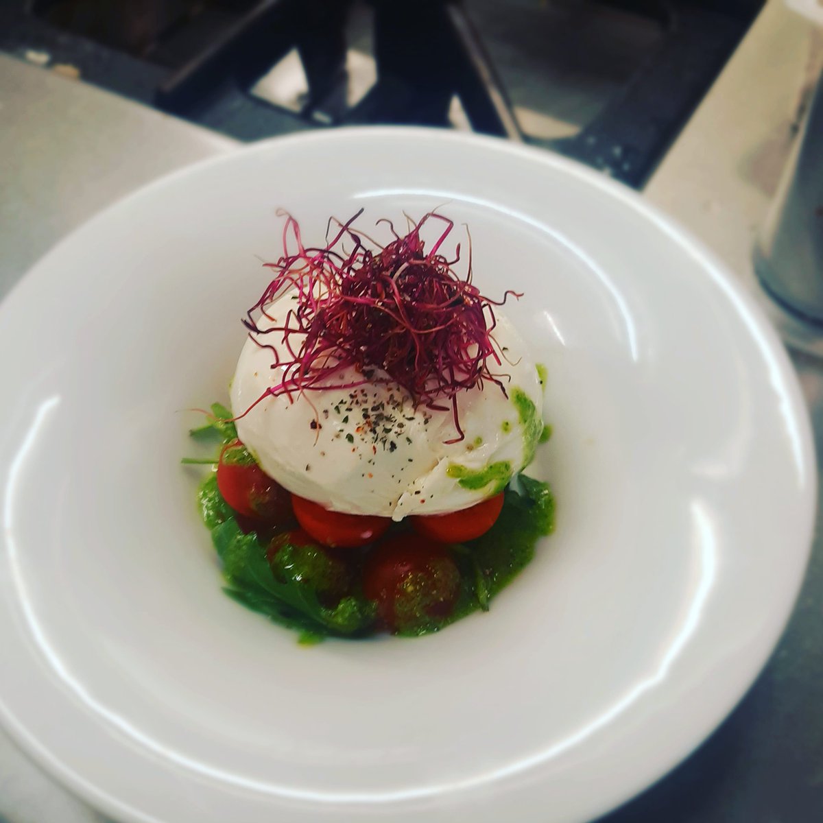 SteinBergRD's tweet photo. #Burrata is an Italian cream cheese of the #Filata type, a special form of #mozzarella but is mainly made from cow's milk https://t.co/2pA28cXLMJ