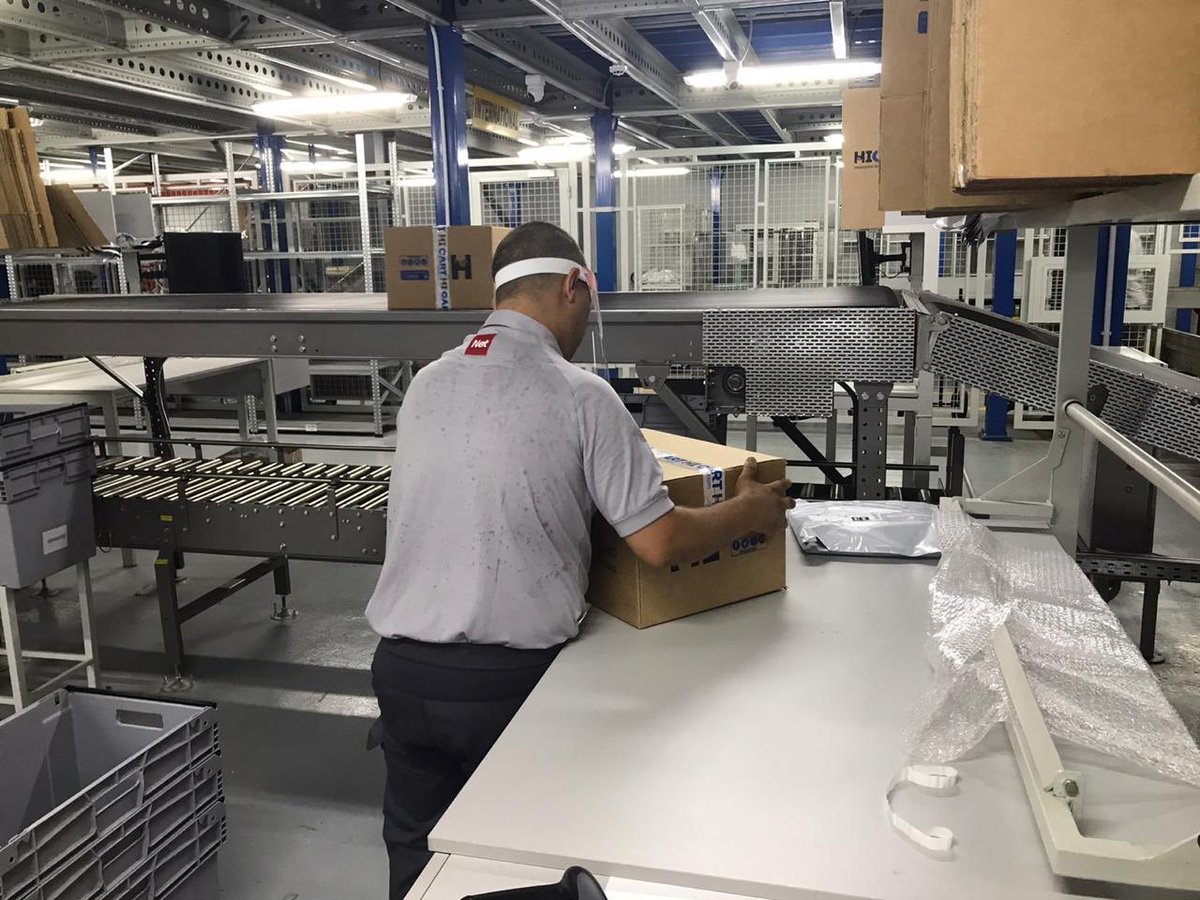 Invest_Lebanon's tweet photo. This visit comes  at a critical point in time where #Lebanese companies are in urgent need to increase their access to new markets and increase market share through traditional and non-traditional means of export such as e-commerce. #Business #IDAL #Lebanon #ecommerce https://t.co/c57R86Pjom