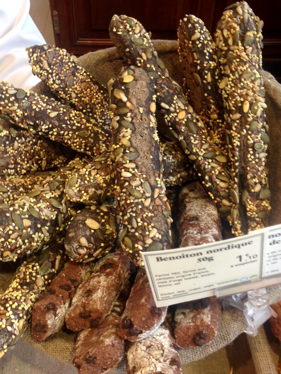 focusonparis's tweet photo. Bread sticks: mouth-watering #Benoîtonnordique #breadsticks made with #ryeflour and #mixedseeds #fooding #paris #frenchbread #frenchbreads #boulangeries #apero #artisanbread  #breads https://t.co/fVjudwvnHj https://t.co/JqpEnW9V1V