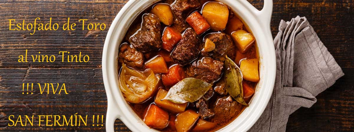 ¿Una sabrosa receta de estofado de toro? Esta receta se prepara mucho en Sanfermines. Durante los festejos taurinos la receta se cocina en muchos pueblos. fuente:espanafascinante.com
#espaciogourmet #gourmet #SanFermin #Estofado #carnedetoro #spanishfood #encierros