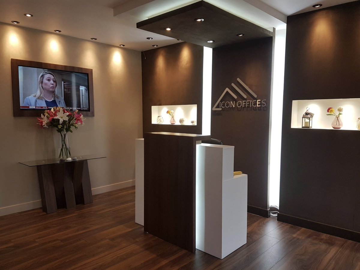 A recent reception fit and bespoke desk! How well does the desk suit it’s surroundings. Spray finished white with raised waterfall front supplied in a walnut HP laminate with leds lighting underneath.
-
-
#shopcounter #receptiondesk #shotfit #fitout #officefitout #bespokedesk