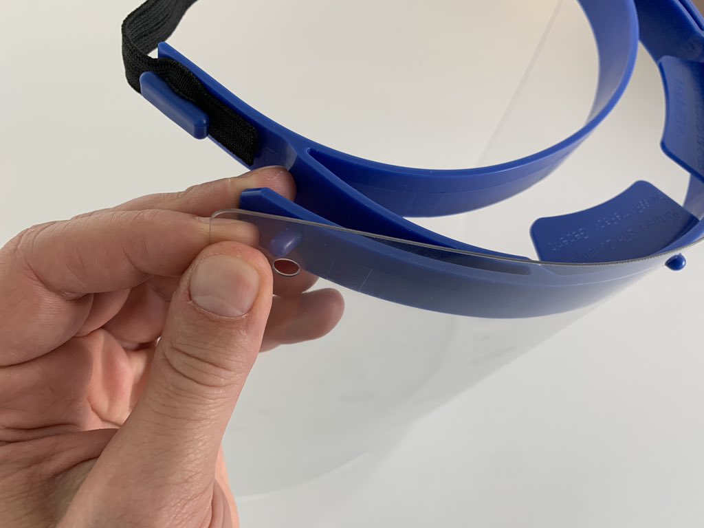 pom_ethz's tweet photo. Are you a healthcare worker in Switzerland in need of #faceshields? Order free ones for use during #COVID-19 here: https://t.co/aisImznlaB #helpfuleth https://t.co/3US15i70hY