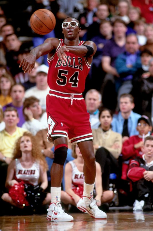 Horace Grant: 1993-94.15.1pts, 11rbd, 3.4ast, 1.1stl, 1.2blk. 52.4 FG%, 00 3P%, 59.6 FT%.All Defensive 2nd Team