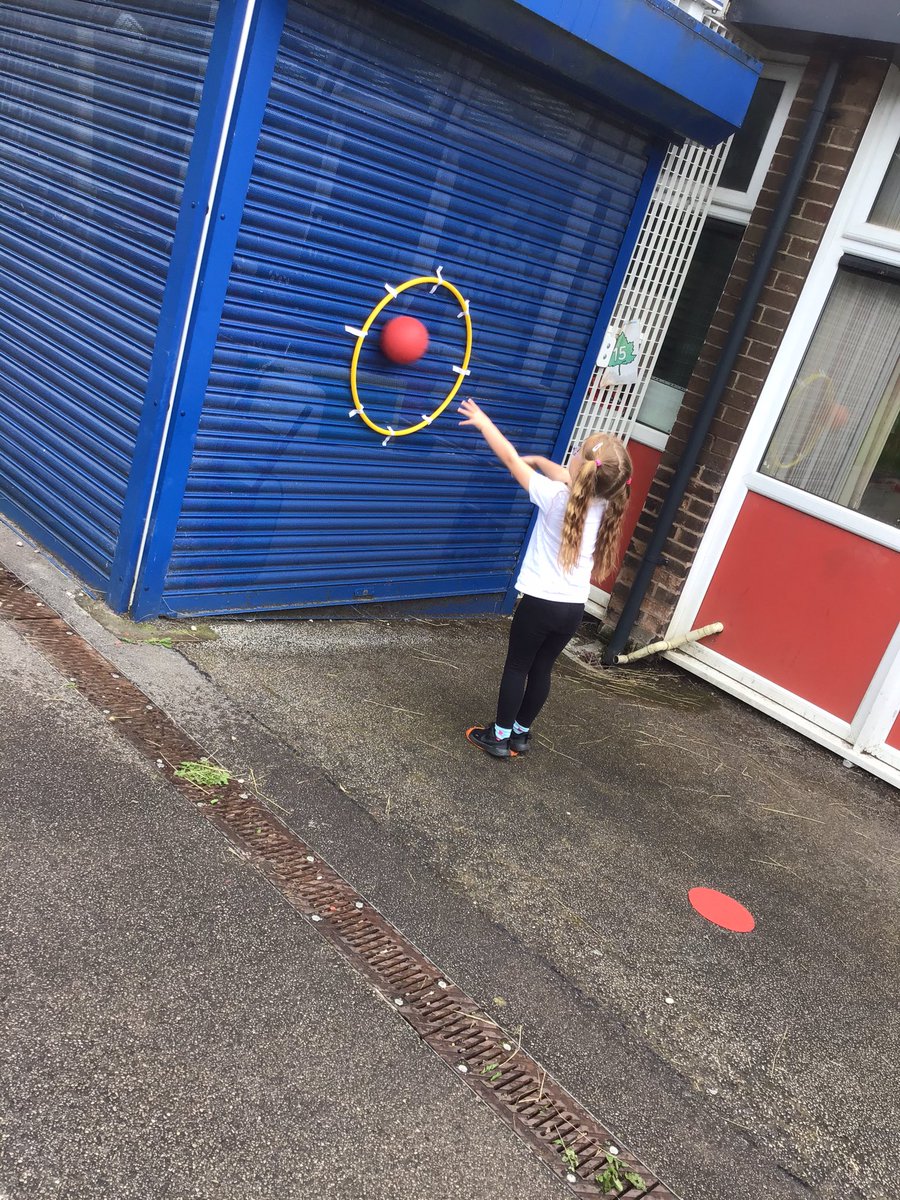 We really enjoyed the rugby throw. We all challenged ourselves to try it from the furthest distance. All the children have shown great resilience and determination today. #WYSG @orchardprimaryA