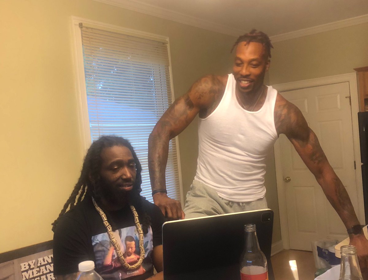 RaspyRawls's tweet photo. Don’t be shocked when @DwightHoward rolls out this initiative for his non profit • Just know my brain 🧠 is all over it • And if Yano me y’all know how Eye get down Yerme • Bouta educate tf outta the youth and their families Yerme • #FreeTheLand 💪🏿💪🏿 https://t.co/jMlpOxWVAu