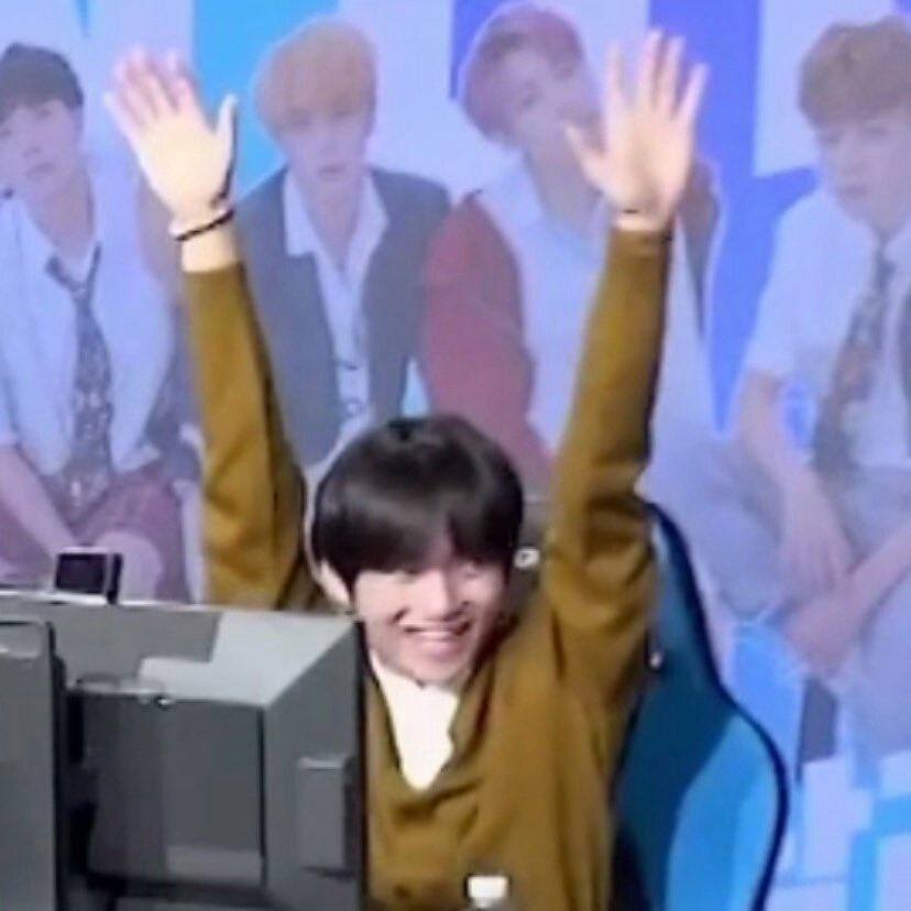 𝙣𝙩𝙨𝙭𝙮 tweet media