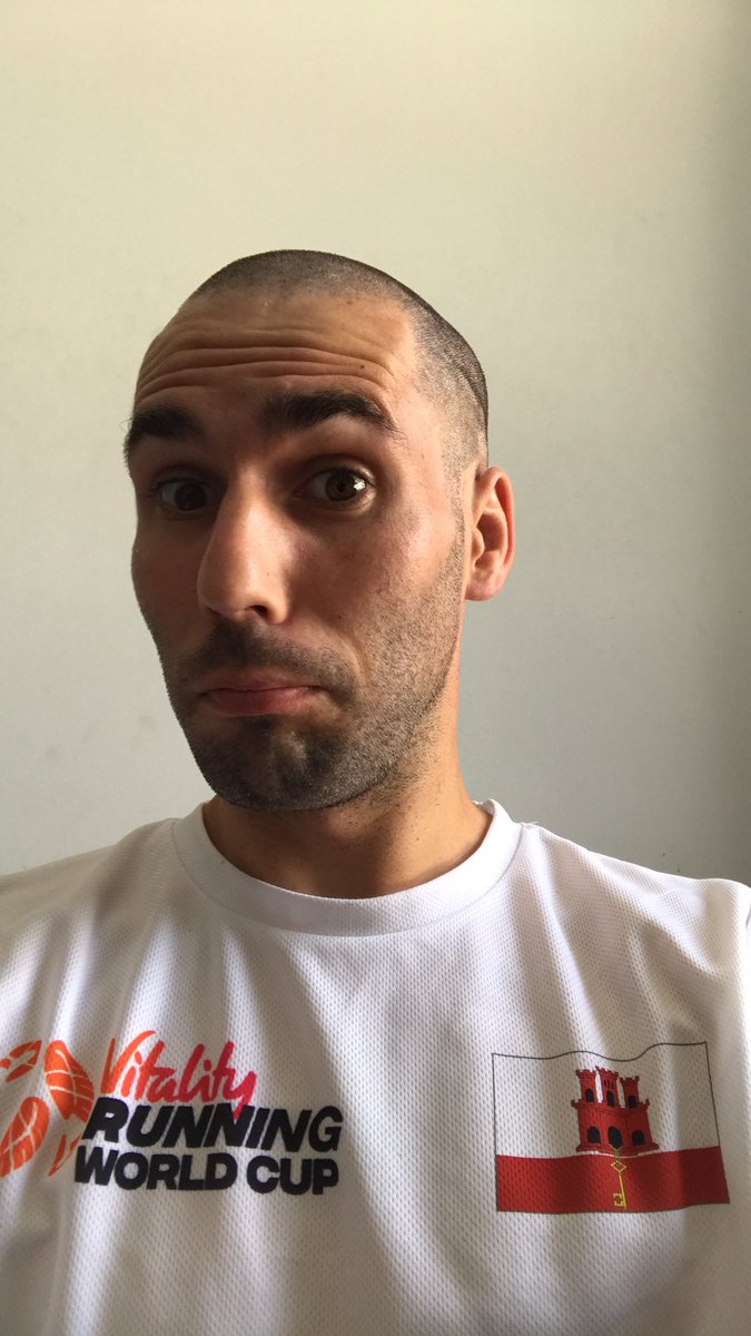 tonyevans88's tweet photo. That’s it @GBCBenLynch hair gone #haircutzero #whoneedshair https://t.co/R9OlWtMCwU
