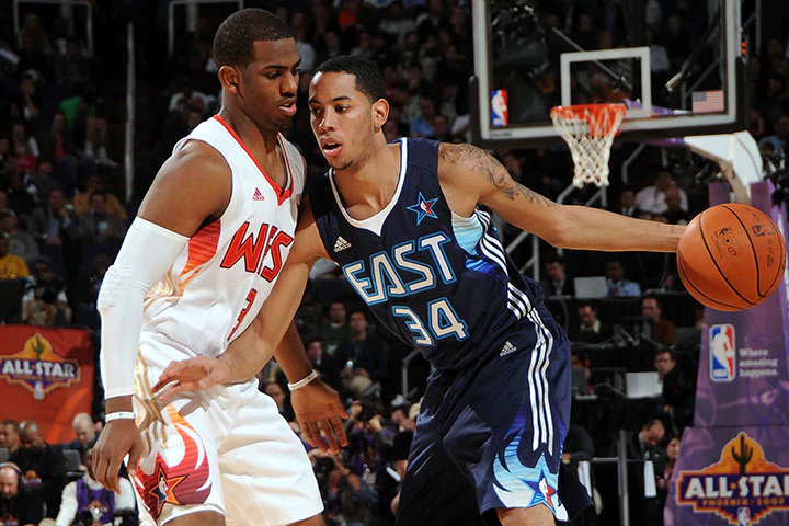 Devin Harris: 2008-09.21.3pts, 3.3rbd, 6.9ast, 1.7stl, 0.2blk. 43.8 FG%, 29.1 3P%, 82 FT%.
