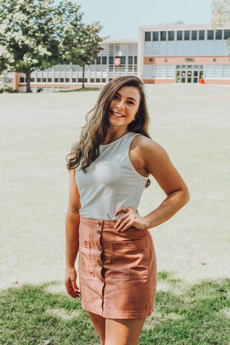 JBESPrincipal's tweet image. Welcome our new first grade teacher Ashley Wall. #BEARific