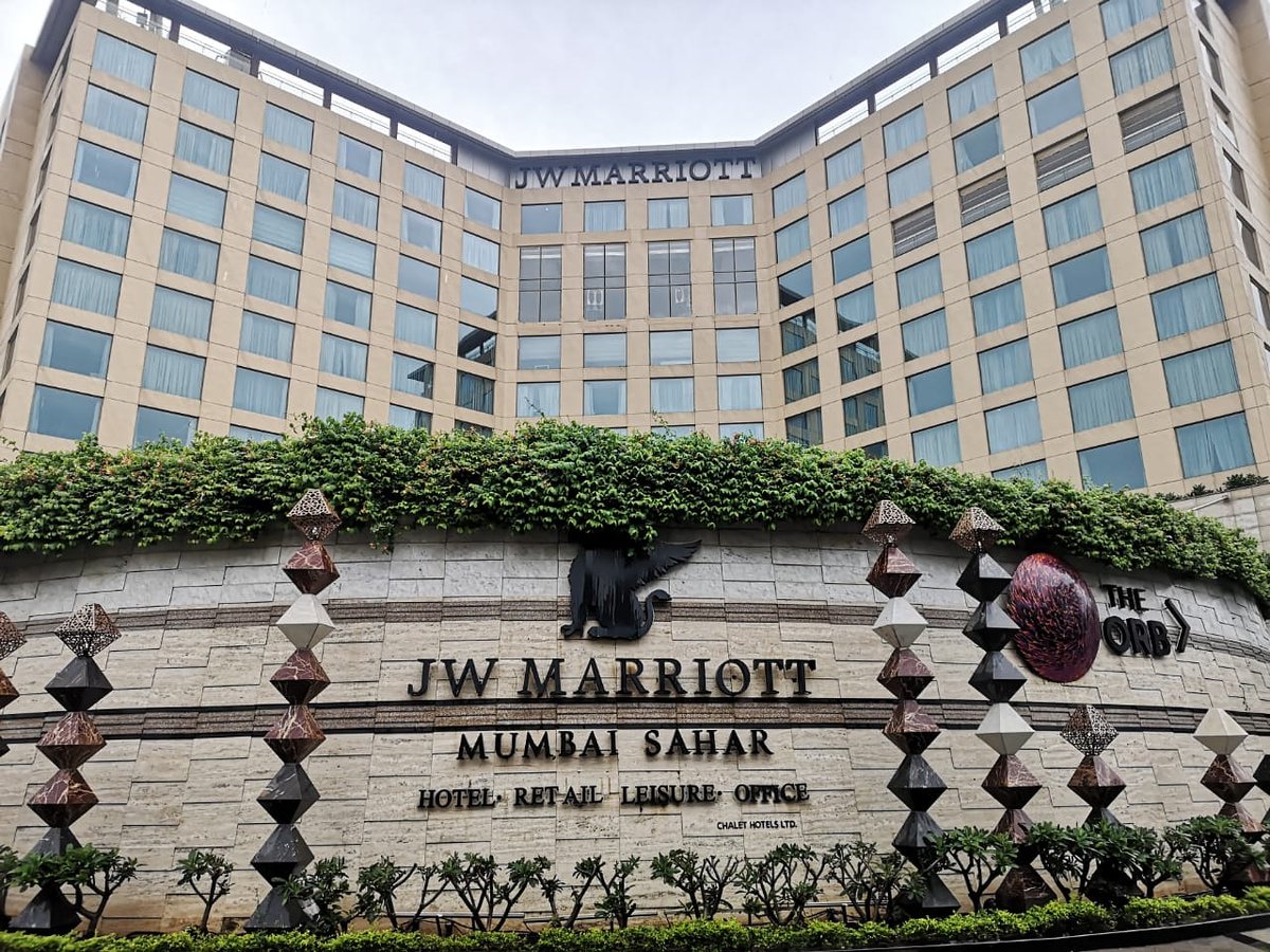 JWSahar's tweet photo. Committed to its promise of providing unparalleled luxury, sensory experiences, eyelines to inspiring views and moments dedicated to overall wellbeing.
#JWSahar welcomes you with open arms to serve you once again.
#TheWholeYou #JWMarriott #Welcome #CommittmentToClean #WeCare https://t.co/nmQltQQGIg