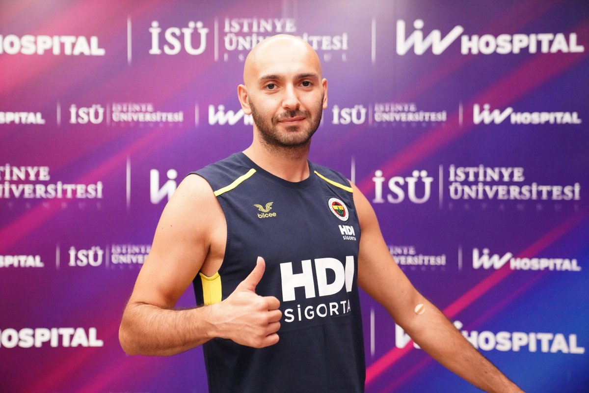 Fenerbahçe Medicana (@fbvoleybol) on Twitter photo 📸 Fenerbahçe HDI Sigorta Takımımız yeni sezon öncesi rutin sağlık kontrolünden geçti.
🔗bit.ly/2Z5YHFt 📸 Fenerbahçe HDI Sigorta Takımımız yeni sezon öncesi rutin sağlık kontrolünden geçti.
🔗bit.ly/2Z5YHFt