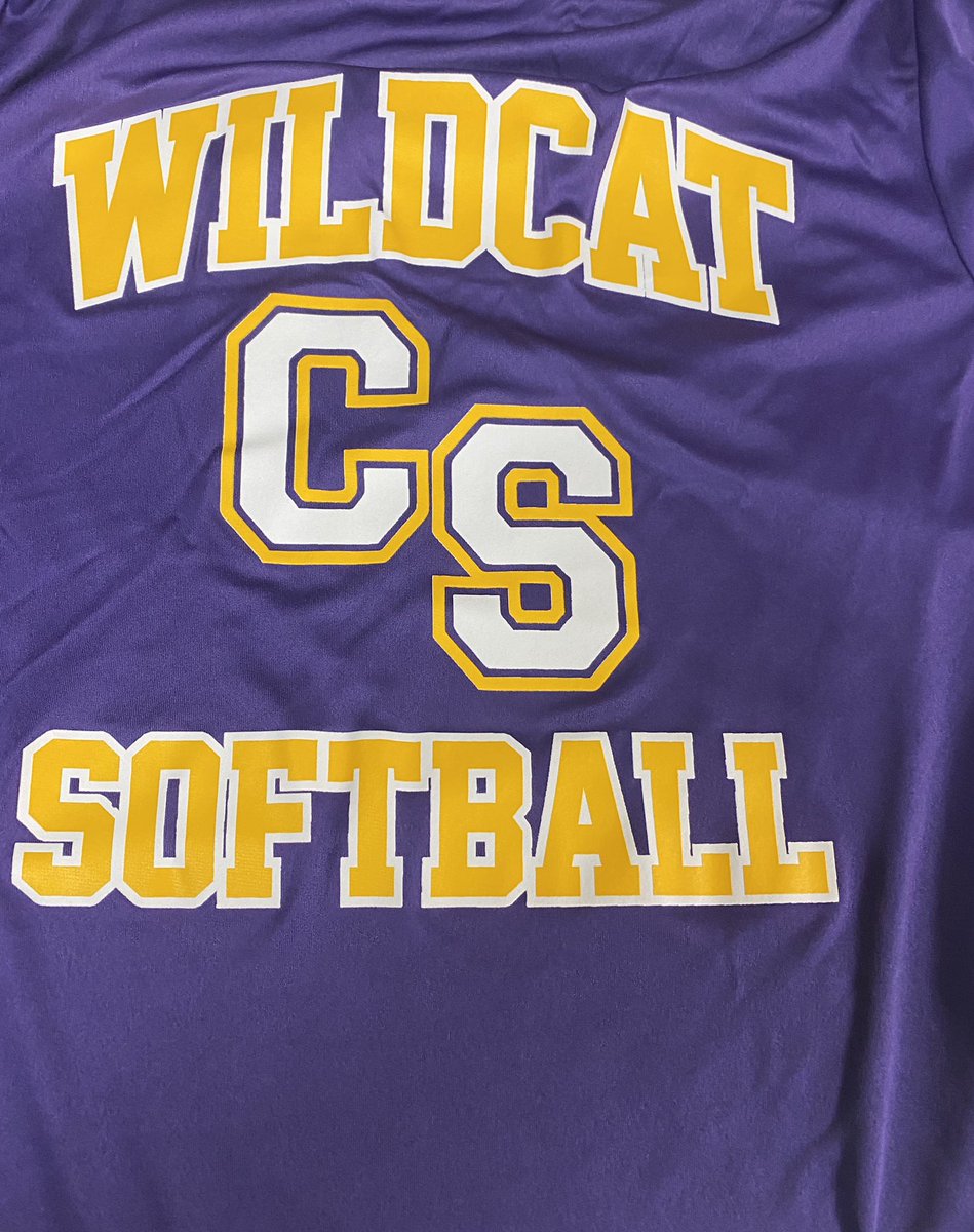 CoachEscobar45's tweet photo. Coach Buentello hooking me up with a Wildcat Softball shirt! #ConAnimo #StayPurple https://t.co/1nLl9vySwX