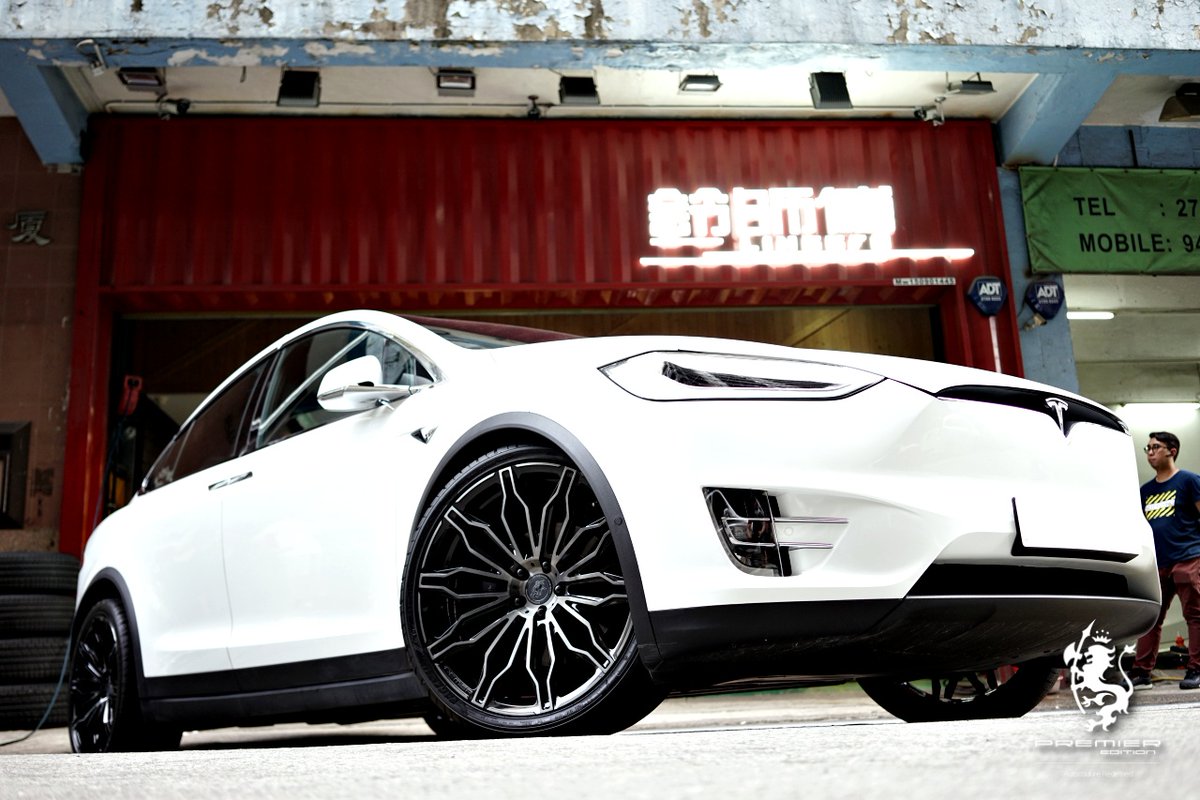 premieredition's tweet photo. Art In Motion
Vehicle: Tesla Model X | 2019
Wheels: CS10 Flow Formed wheels
Finish: Gloss Black | Brushed Black Face
Size: Front 9x20 | Rear 10x22
#premieredition #tesla #teslamodelx #modlex #electriccars #luxurycars #supercars #suv #4x4 #cs10 https://t.co/7JmihHBQn7