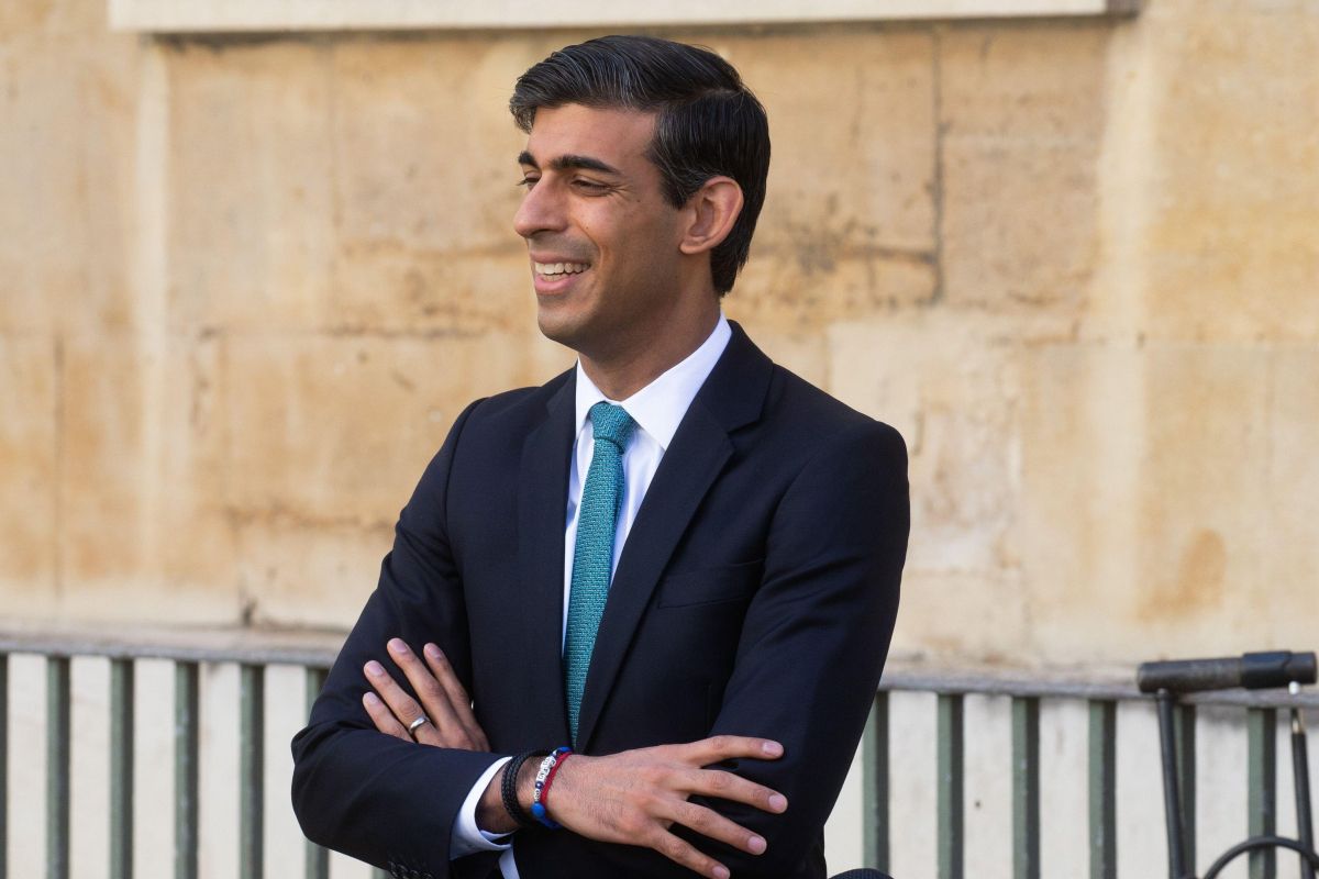 nigel broadhead mynard conveyancing solicitors