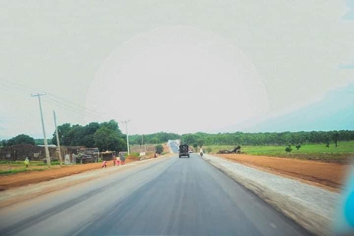 MP_Muye's tweet photo. Work is also ongoing on the Kontagora - Tegina Road, This initial Contract awarded is for 11KM, after which it will be expanded until the whole 70km+ is executed.
#InsideNigerProjects
#ASBProjects https://t.co/WUvCJCAJ2C