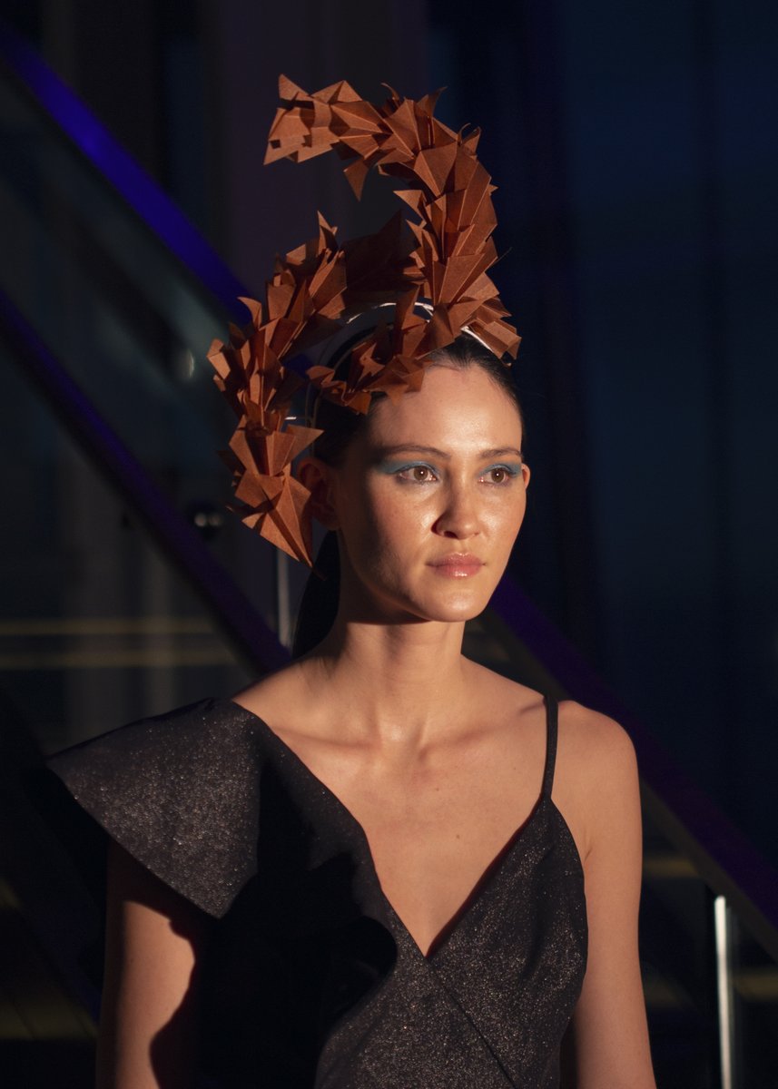 frumpytofunky's tweet photo. Preview of @XTerrace #LondonHatWeek2020 in
@eclipse_racing #magazine featuring #milliners #aroundtheworld Theme #ToFutureandBack with
#MODDesigns #JennyBeattie & #MadeByBlasko designing #Futuristic #hats inspired by #recycling
Full Exhibit on 8-11Oct
https://t.co/U38uJkbyzQ https://t.co/OLLCkd83t2