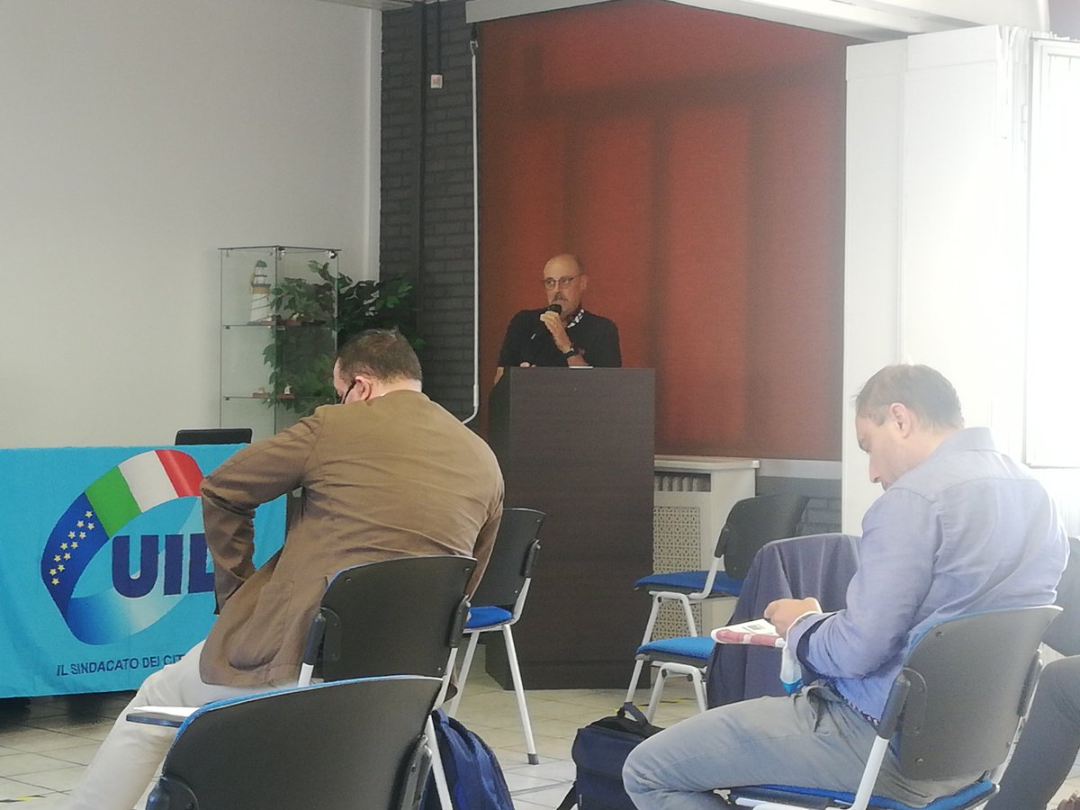 UILTuCS_Liguria's tweet photo. #turismo e #commercio vivono di  #velocita. @serriuiltucs @UILTuCS_Liguria all'esecutivo regionale @Uil_Liguria nella discussione su traffico e infrastrutture https://t.co/v6ixYLtokS
