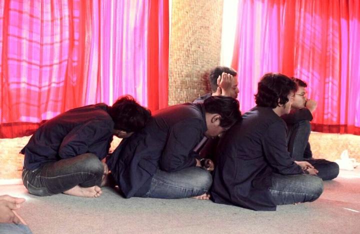 kikiambari's tweet photo. Bodo ahh :( https://t.co/5X9Zqjf0O3