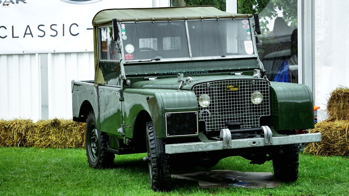 Land Rover - 
#LandRover #ClassicCar 
#ClassicLandRover #OffRoad
#Vintagecar #VintageLandRover
#Klassiker #Oldtimer #PickUp 
#Vintage #VintageLegends