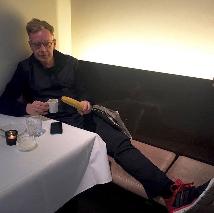 A very happy birthday to one banana-loving Andrew Fletcher  