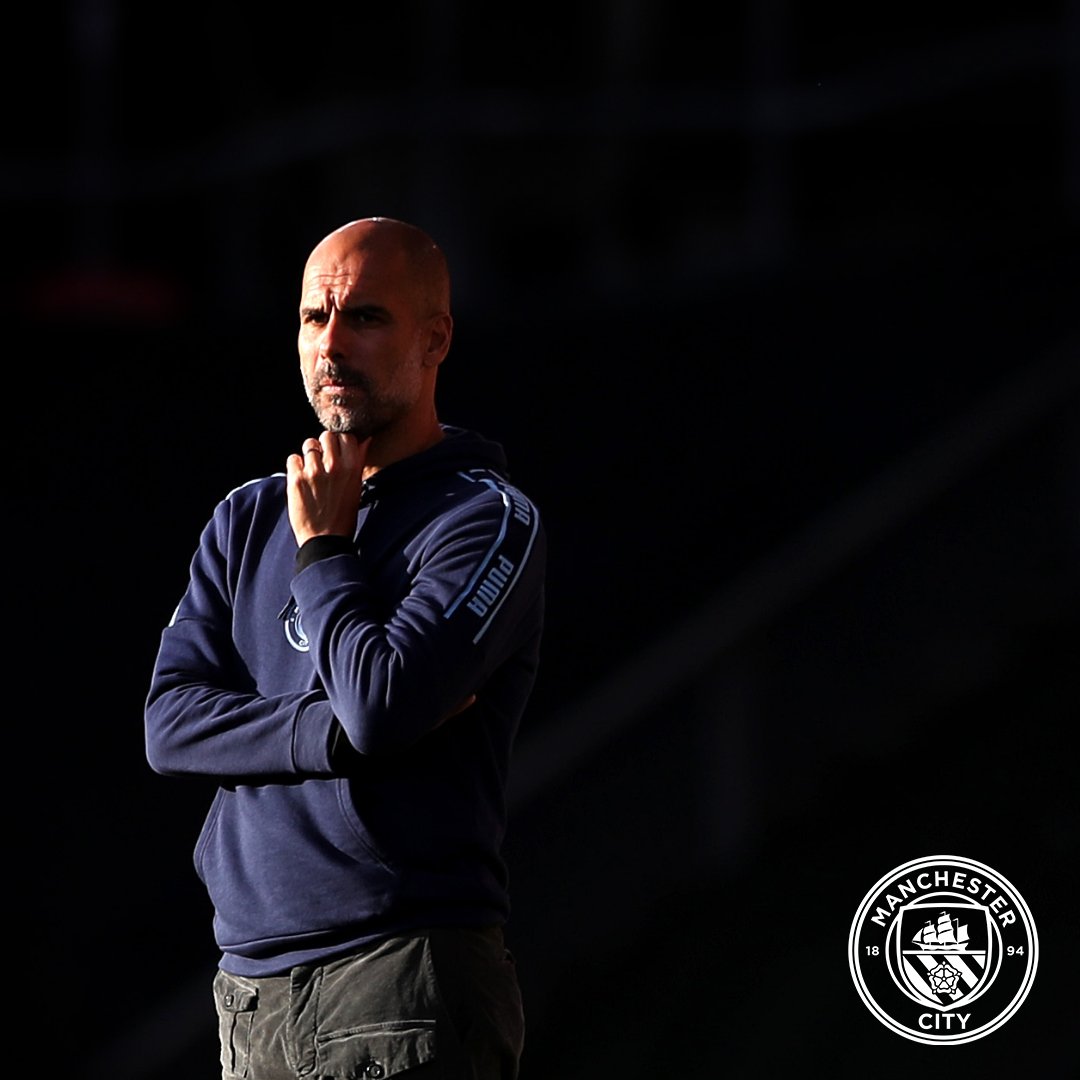 ManCity's tweet photo. 🚨 PRESS CONFERENCE 🚨

Pep will be here shortly to preview Wednesday evening's game against Newcastle.

Live tweets on the way!

💬 @marathonbet 
🔵 #ManCity https://t.co/9FIzHvQ4ii