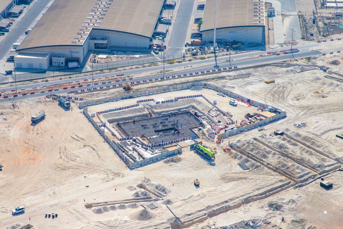 DXBMediaOffice's tweet photo. #Dubai Maritime City celebrates milestone in delivering 35% of phase 1 infrastructure in residential &amp; commercial development, hitting milestones to complete the AED140 million project in the first quarter of 2021 
https://t.co/E5PRcdGlNp https://t.co/otenFcdArE