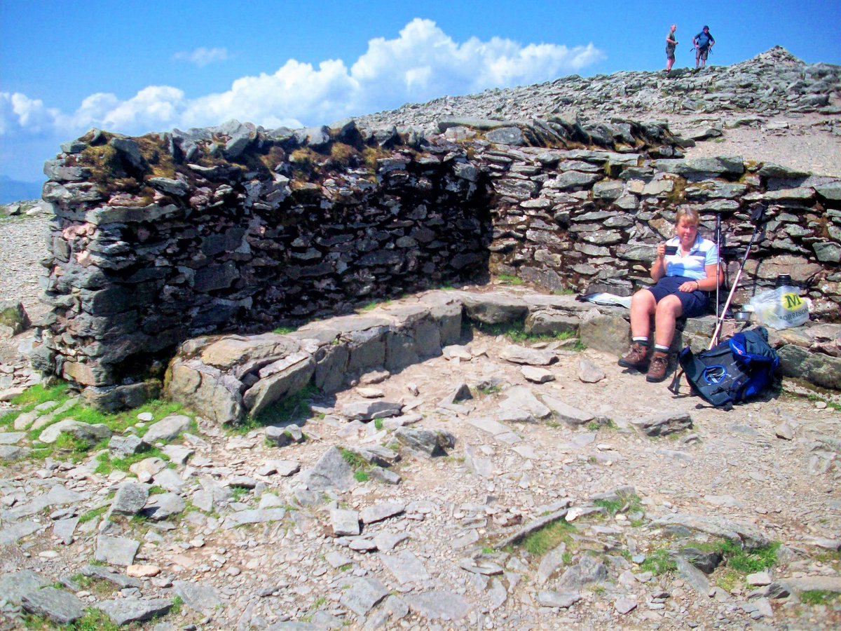 StanLeigh18's tweet photo. #Wainwrights in height order - #Helvellyn #EasternFells - 3118 ft, 212th on the list.

#Catstycam #RedTarn #Ullswater from the summit
- Bait time at the shelter
- 2 summit views 15/04/2012

Tomorrow and Thursday - off to the Southern Fells to complete the journey👍 https://t.co/bV0S3t6NUL