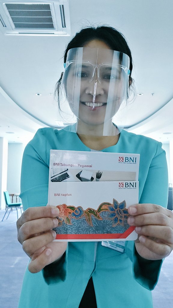 Darling_44445's tweet photo. @BNI Bersama hadapi perubahan di era normal baru
Mari satukan energi untuk Indonesia
Selamat ulang tahun @BNI bank yg ada diseluruh penjuru
Stay healthy stay safe ya 
#BNI46 #HUTBNI74 
#SatukanEnergiUntukIndonesia https://t.co/A1I9W80qnL