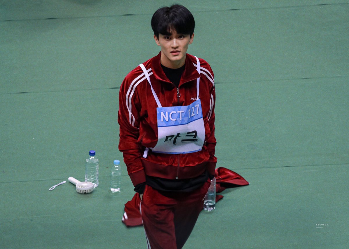 daysofmark's tweet photo. 190812 마크 https://t.co/0qSg2Zmtyx